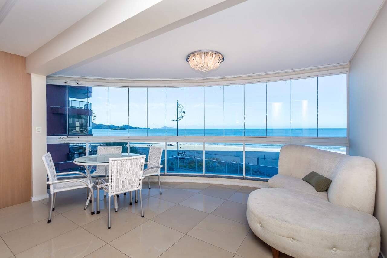 Foto do imóvel Apartamento de Frente para o Mar no Number One em Balneário Camboriú