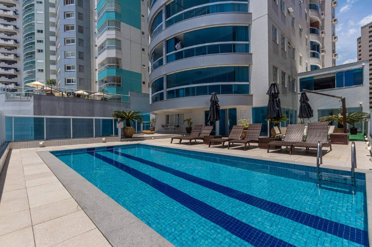 Foto do imóvel Apartamento de Frente para o Mar no Number One em Balneário Camboriú