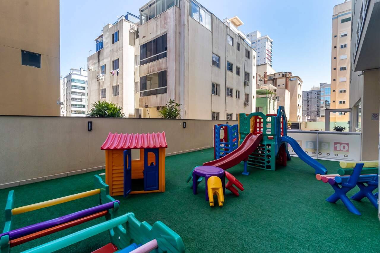 Foto do imóvel Apartamento 5 suítes no Edifício Imperial Palace em Itapema – 300m² mobiliado