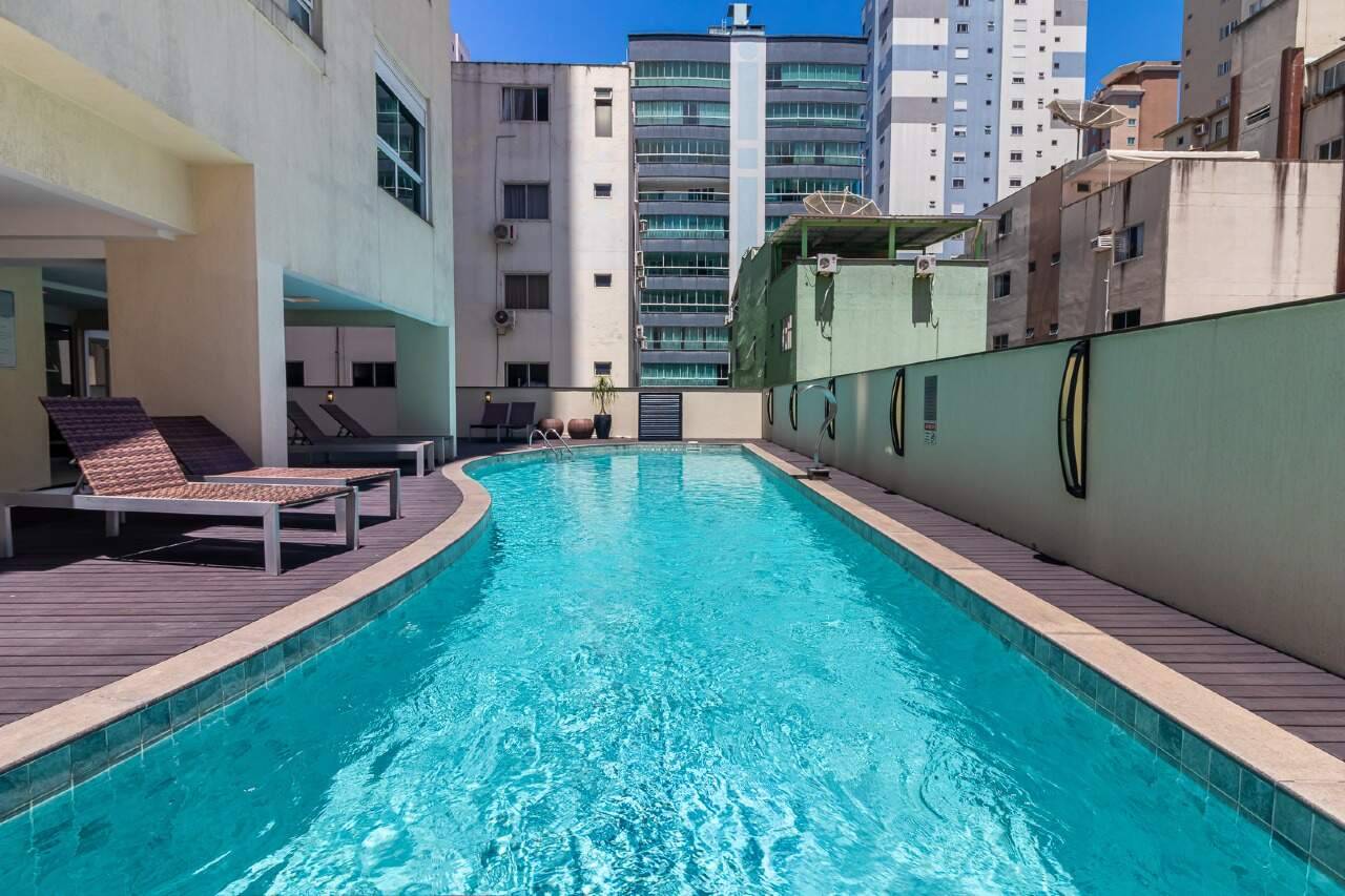 Foto do imóvel Apartamento 5 suítes no Edifício Imperial Palace em Itapema – 300m² mobiliado