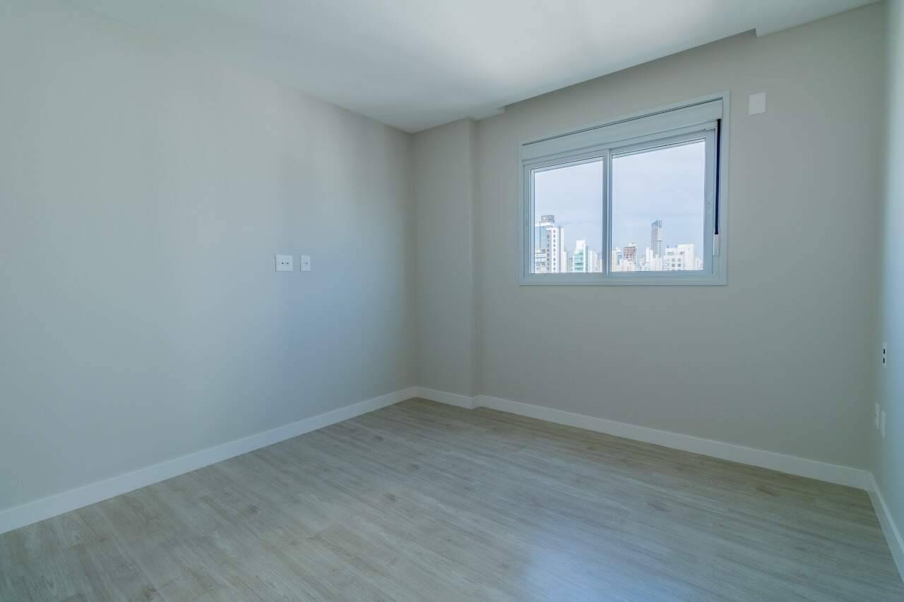 Foto do imóvel Apartamento com 03 suítes no Edifício Exuberance á venda em Balneário Camboriú