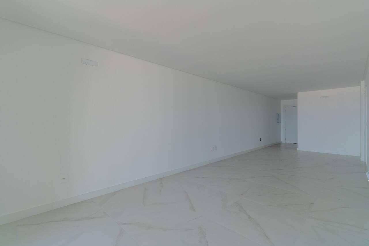 Foto do imóvel Apartamento 3 Suítes à Venda – 152m² na Praia Brava, Itajaí