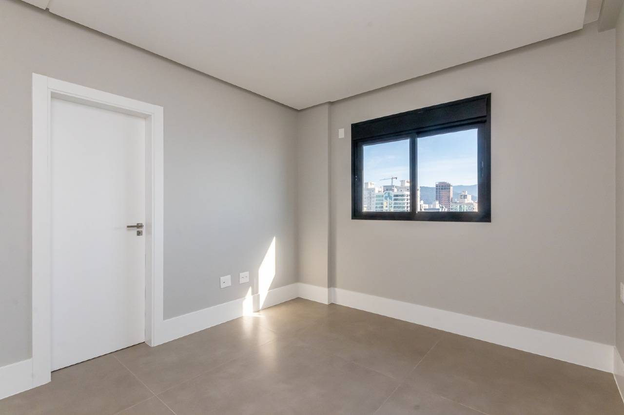 Foto do imóvel Apartamento 4 Suítes no Grand Hill Meia Praia Itapema