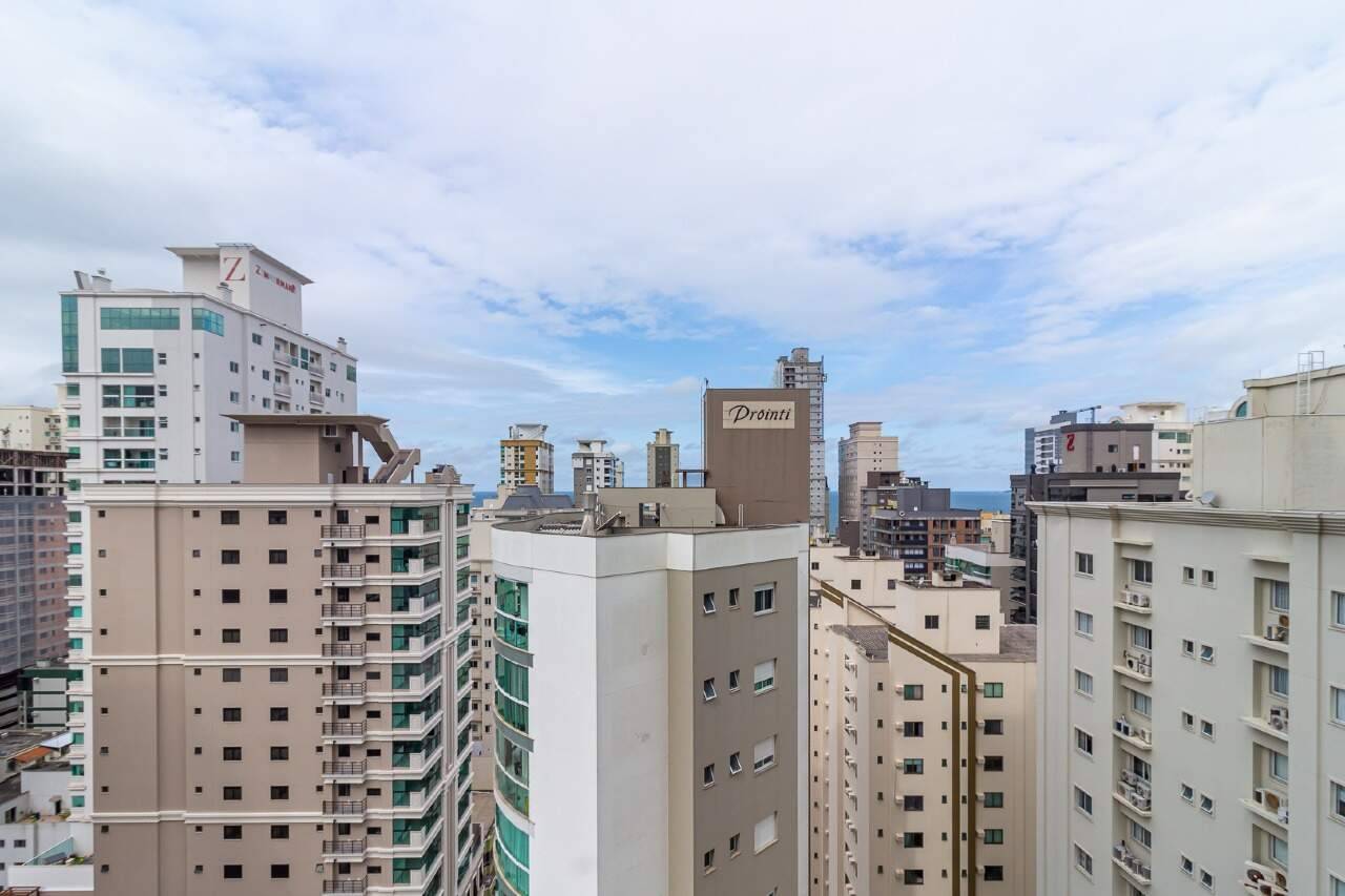 Foto do imóvel Apartamento Mobiliado com 3 Suítes no Residencial Dom Benedito em Meia Praia – Itapema**