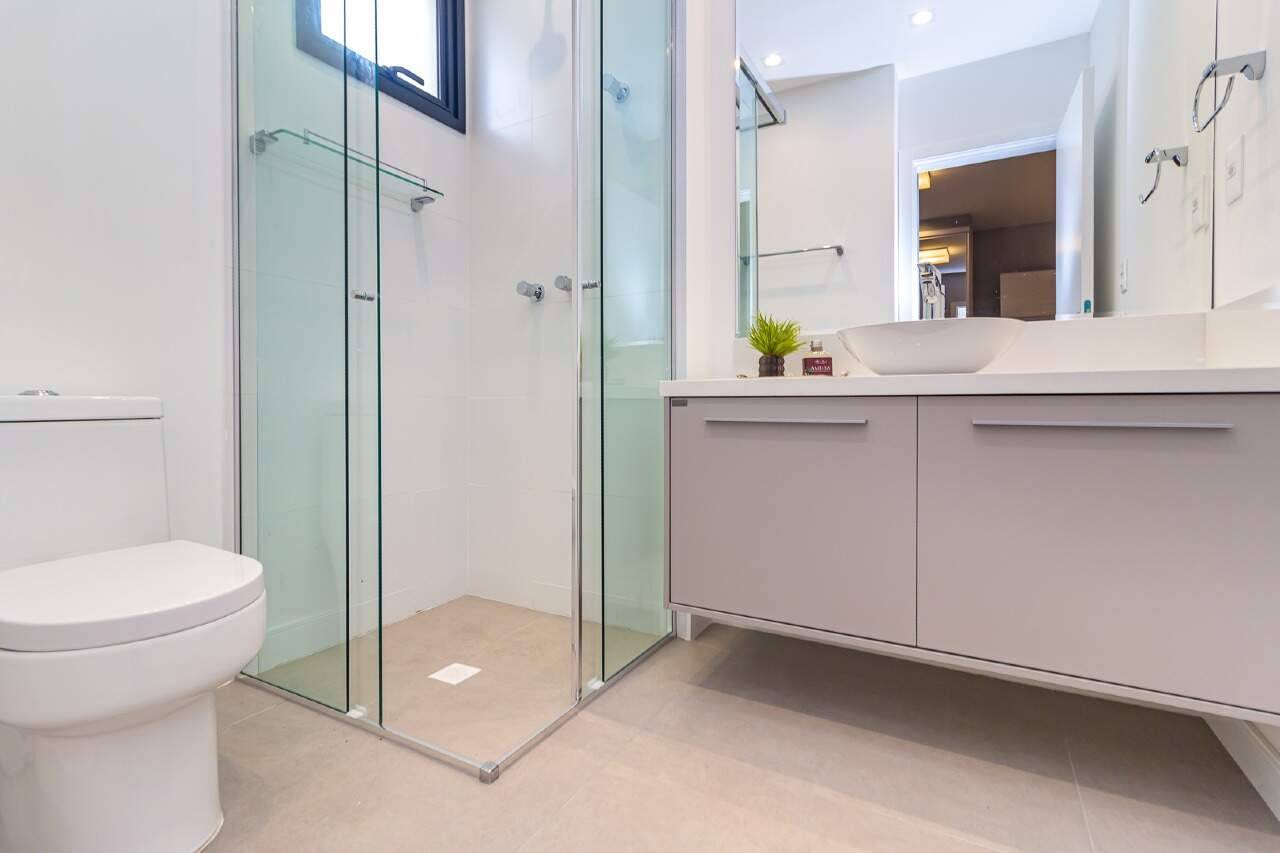 Foto do imóvel Apartamento Mobiliado com 3 Suítes no Residencial Dom Benedito em Meia Praia – Itapema**