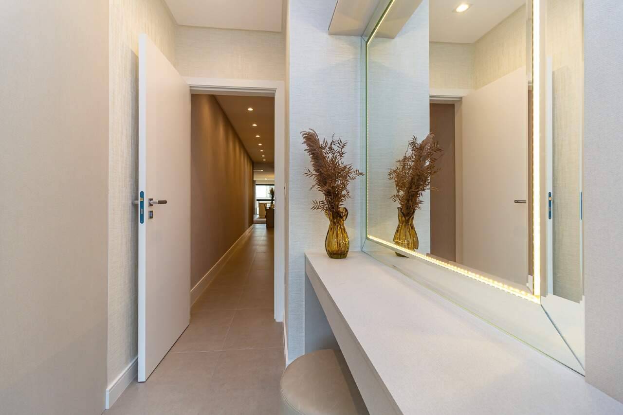Foto do imóvel Apartamento Mobiliado com 3 Suítes no Residencial Dom Benedito em Meia Praia – Itapema**