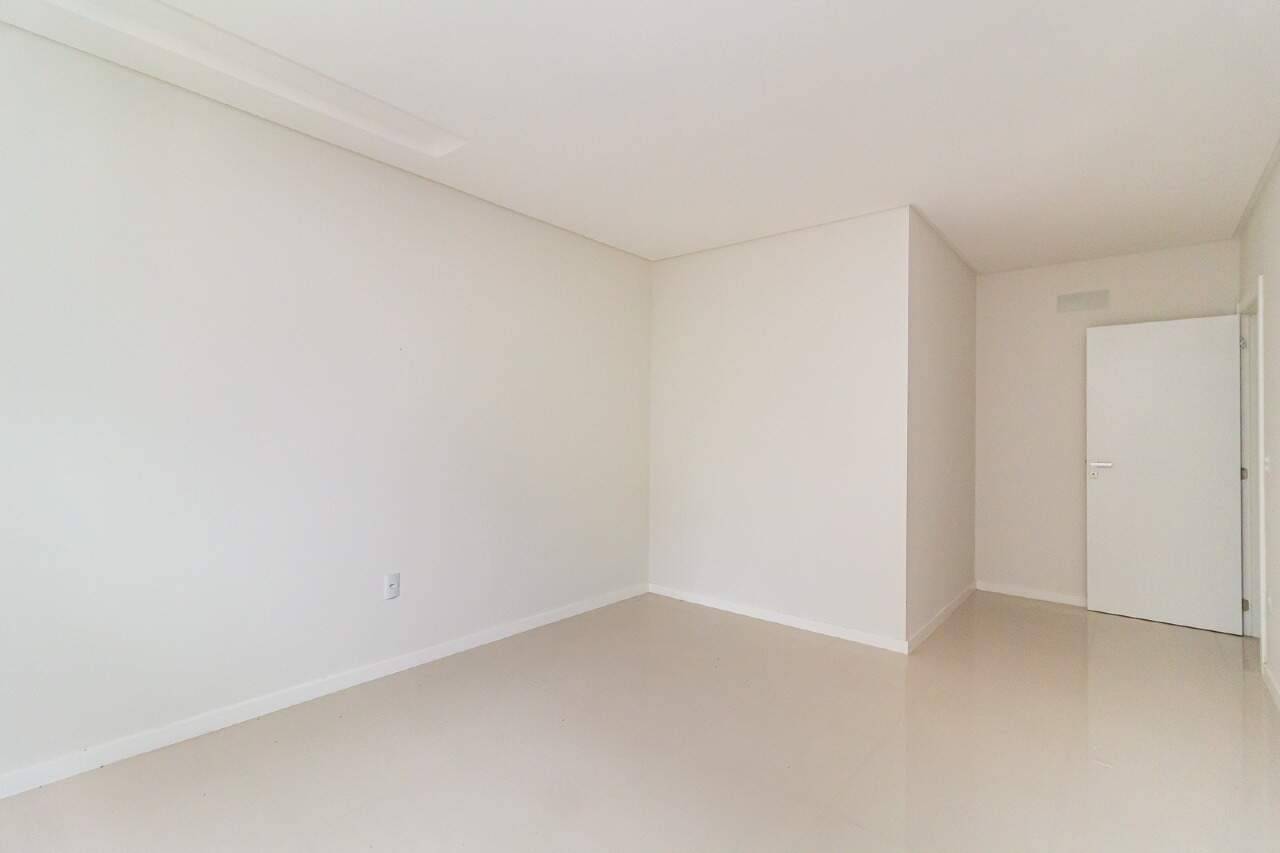 Foto do imóvel Apartamento com 3 suítes em Meia Praia, Itapema/SC.