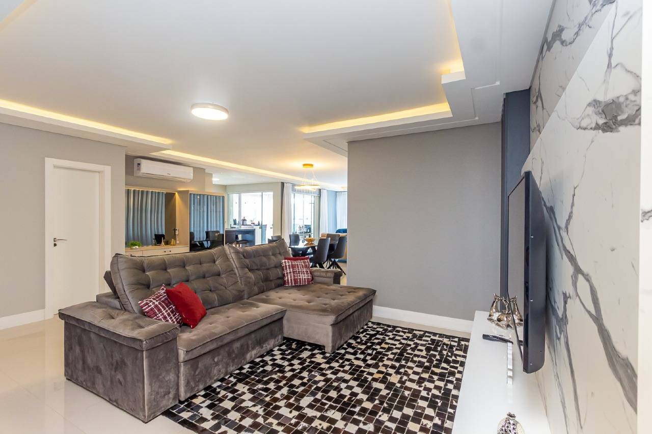 Foto do imóvel Apartamento 3 suítes no Edifício Mar das Arábias em Meia Praia Itapema – 170m²