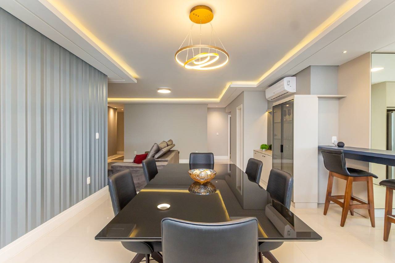 Foto do imóvel Apartamento 3 suítes no Edifício Mar das Arábias em Meia Praia Itapema – 170m²