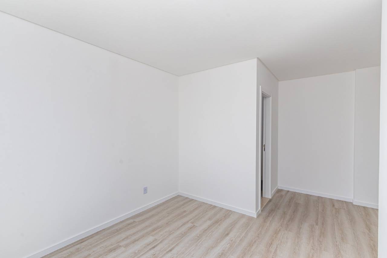 Foto do imóvel Apartamento no Edifício Villa Alba com 4 Suítes, 5 Banheiros e 3 Vagas no Centro de Balneário Camboriú
