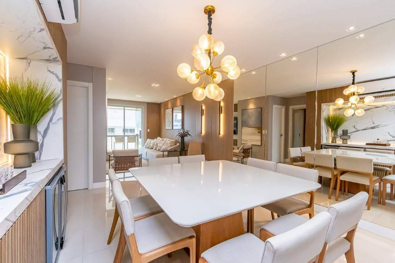 Apartamento mobiliado com 3 suítes no Amores da Brava Club House na Praia Brava de Itajaí