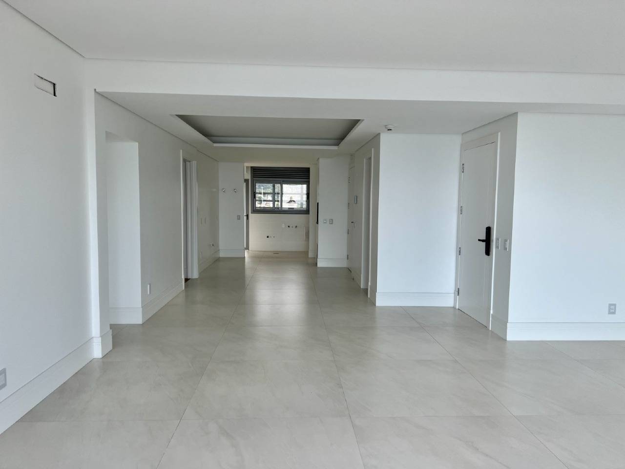 Foto do imóvel Apartamento Frente Mar com 04 suítes á venda no Edifício Splendido em Balneário Camboriú