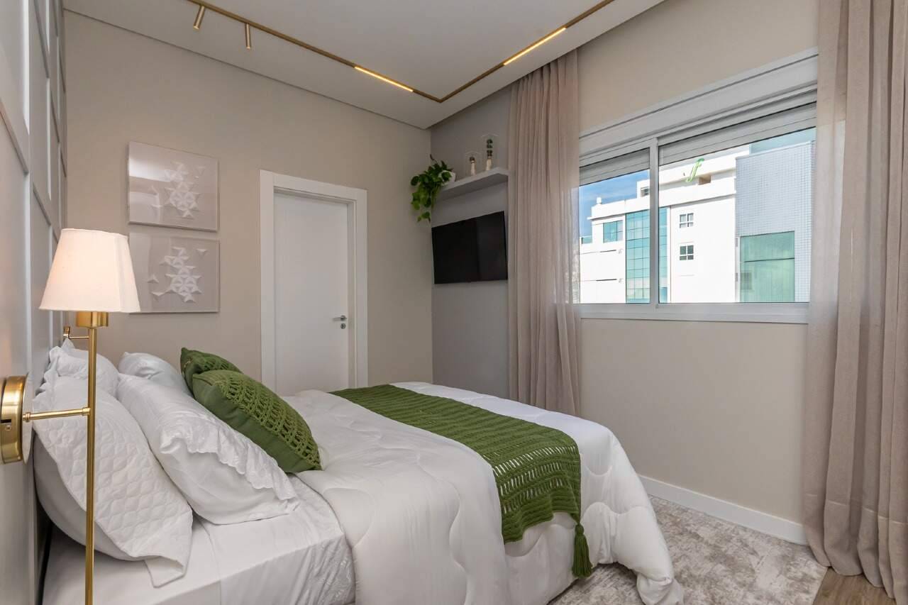 Foto do imóvel Apartamento a venda no Edificio Cambirela com 04 Quartos sendo 04 Suites em Itapema Meia Praia