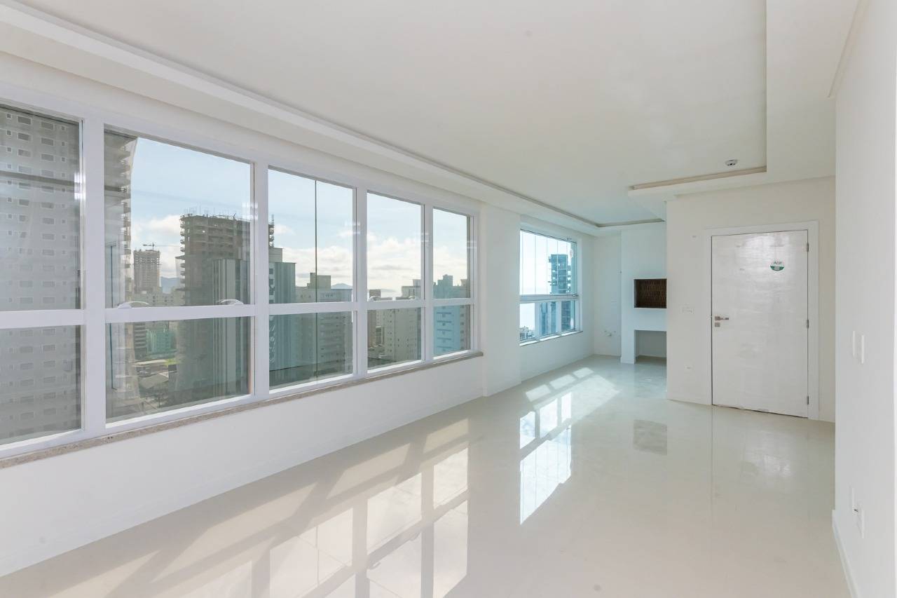 Foto do imóvel Apartamento 3 Suítes no Edifício Azzure Residence Meia Praia Itapema