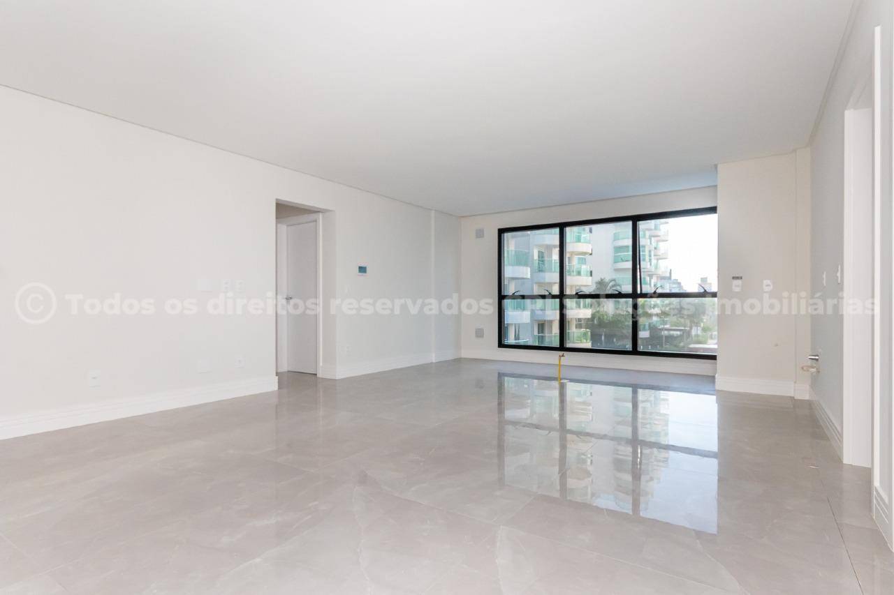 Foto do imóvel Apartamento de 2 suítes no Brava Center na praia Brava em Itajai