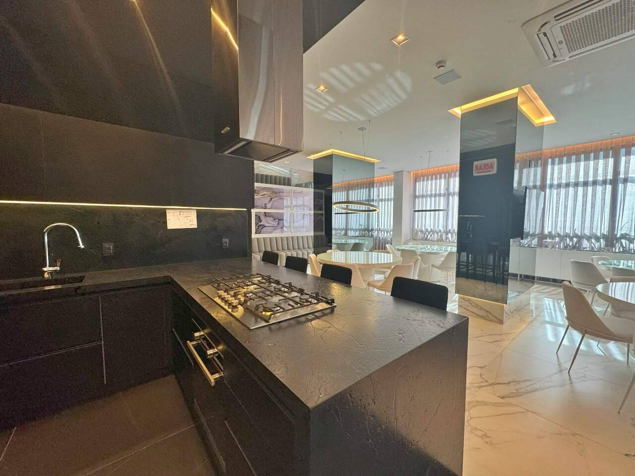 Foto do imóvel Apartamento com 04 suítes no Edifício Rooftop em Balneário Camboriú