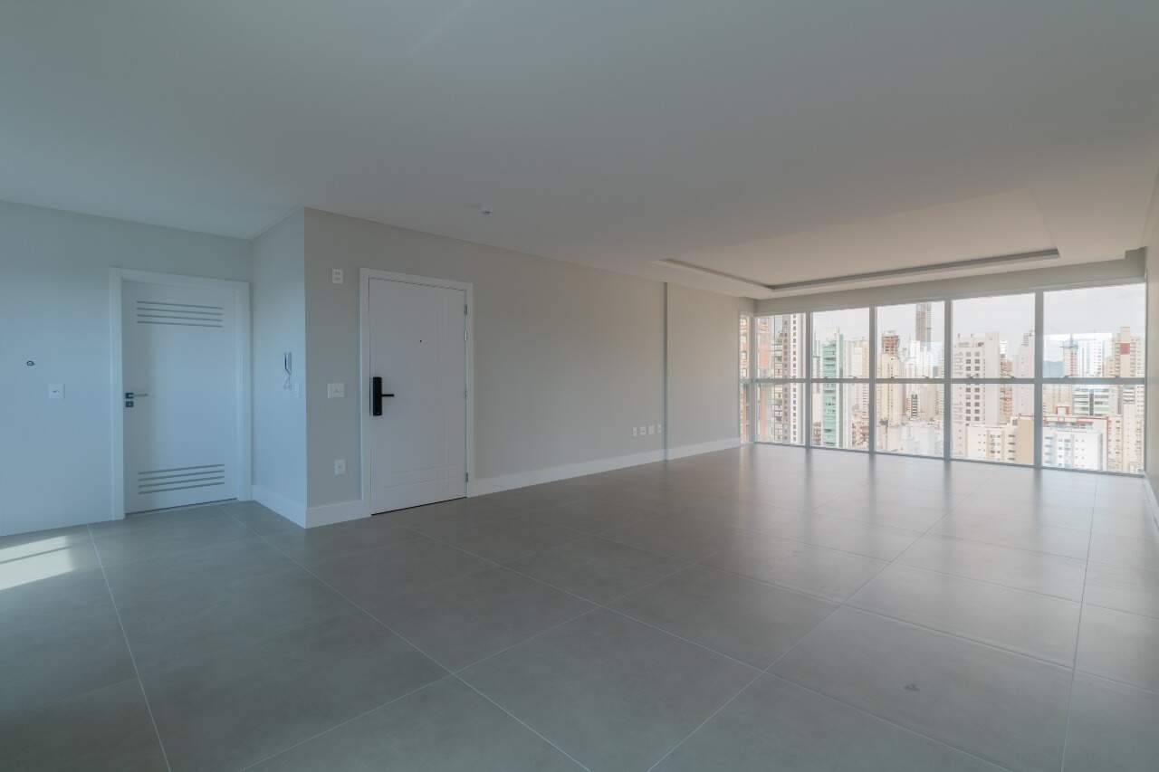 Foto do imóvel Apartamento na Planta com 03 suítes á venda no Exuberence Residence em Balneário Camboriú