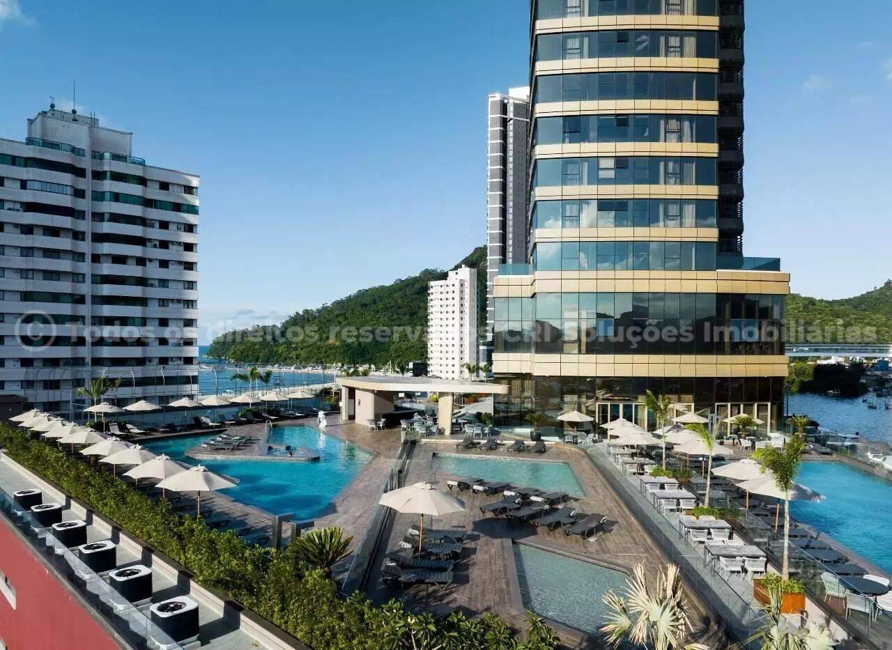 Foto do imóvel Apartamento no Yachthouse com 6 suítes, 8 banheiros e 6 vagas – Balneário Camboriú