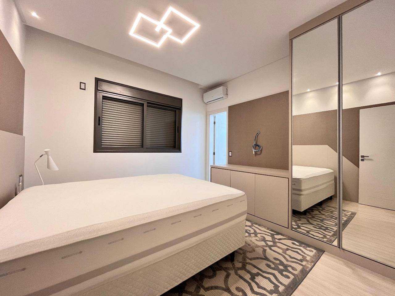 Foto do imóvel Apartamento 4 Suítes no Edifício Milano Meia Praia Itapema