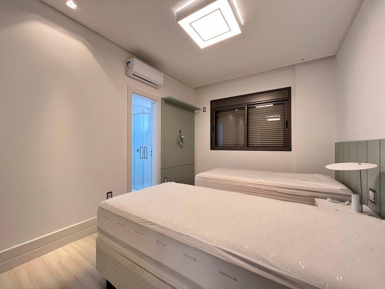 Foto do imóvel Apartamento 4 Suítes no Edifício Milano Meia Praia Itapema