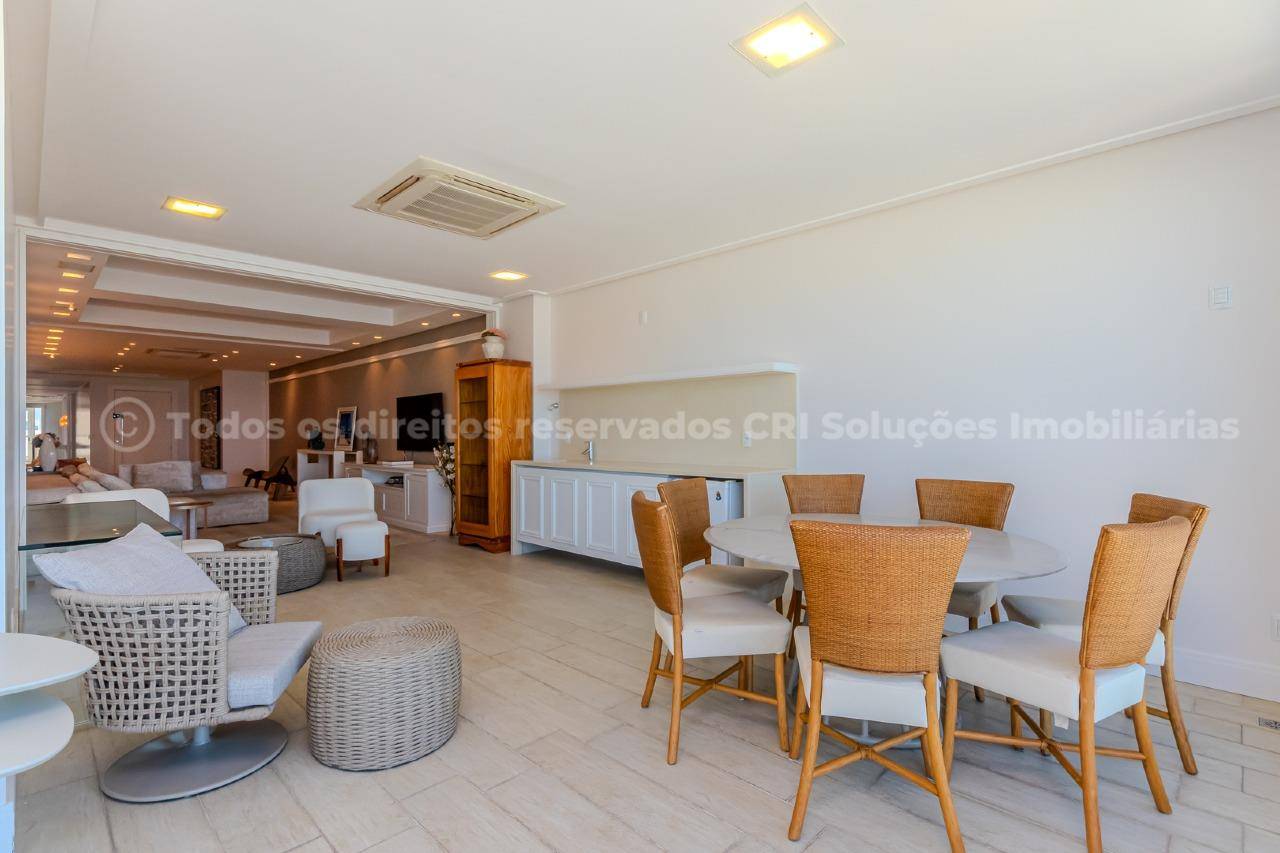 Foto do imóvel Apartamento mobiliado no Edifício Metrópolis Balneário Camboriú com 4 suítes e 315m²