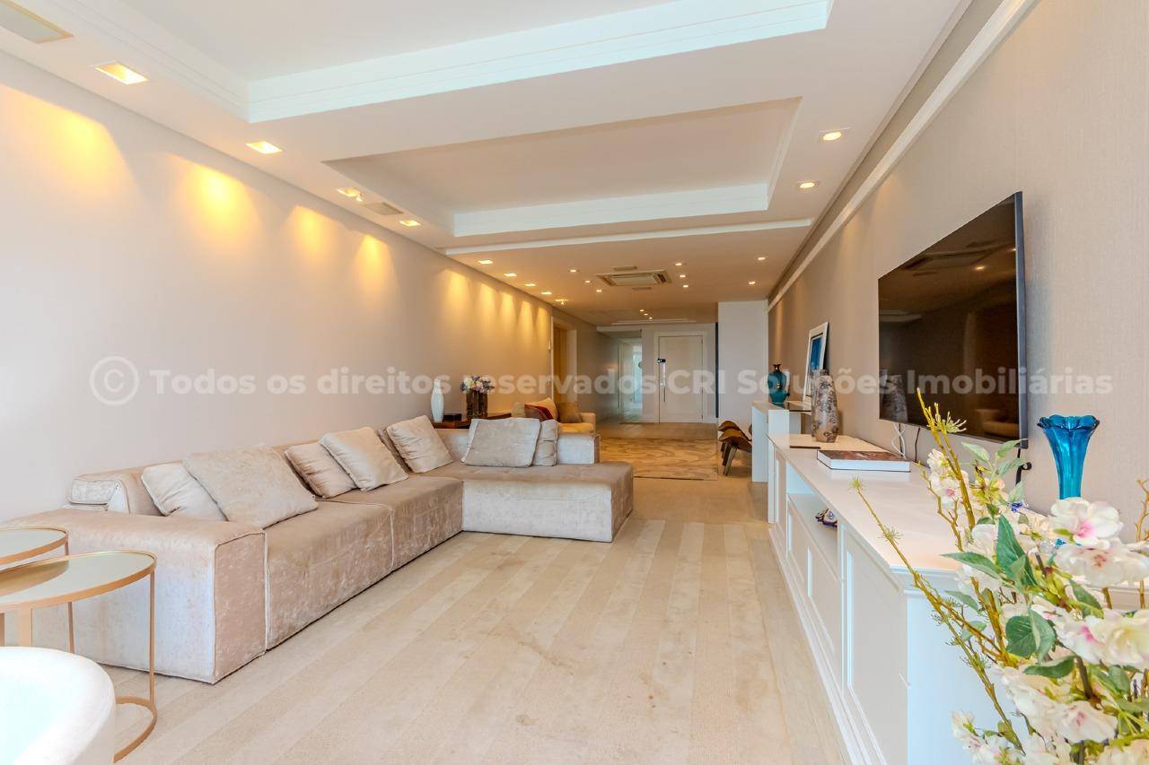 Foto do imóvel Apartamento mobiliado no Edifício Metrópolis Balneário Camboriú com 4 suítes e 315m²