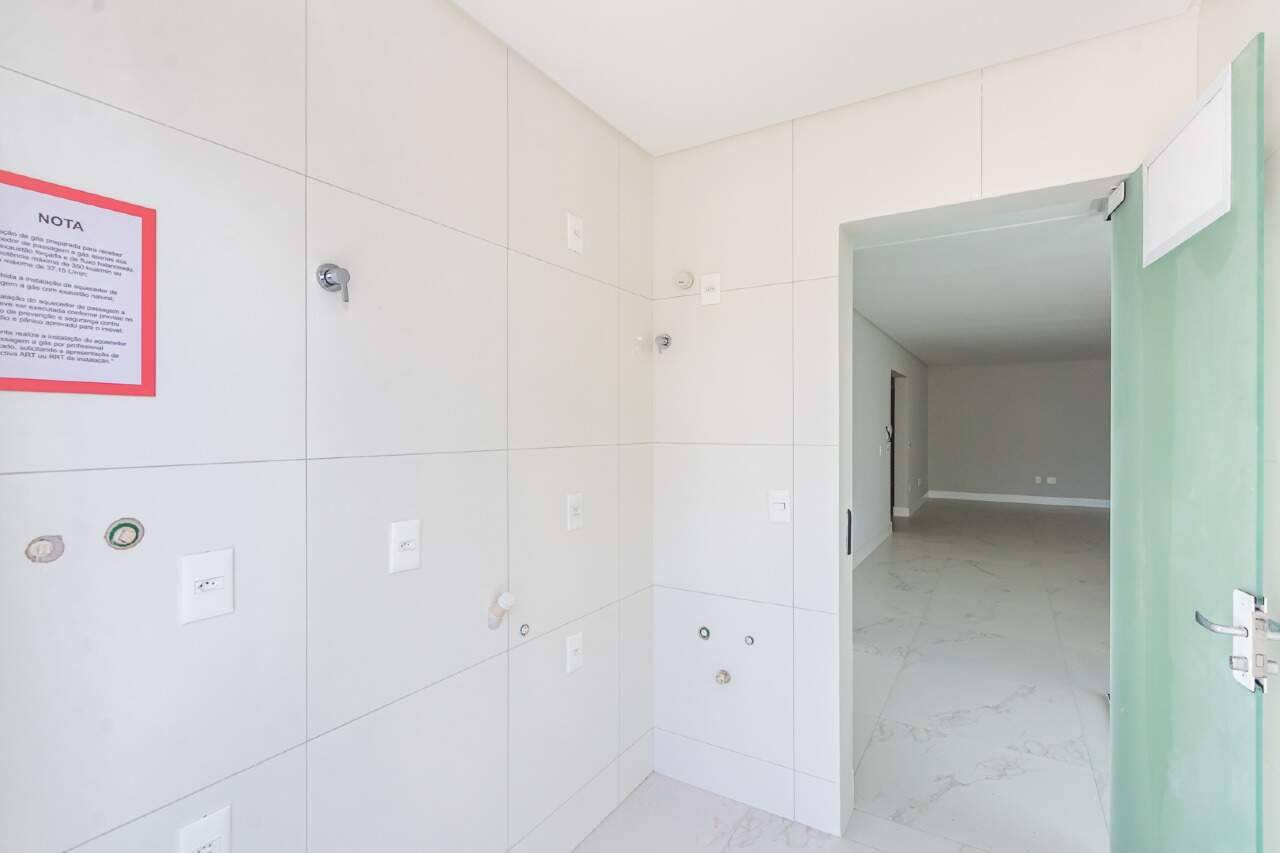 Foto do imóvel Apartamento no Garden Square com 3 suítes, varanda gourmet e 3 vagas – Meia Praia, Itapema