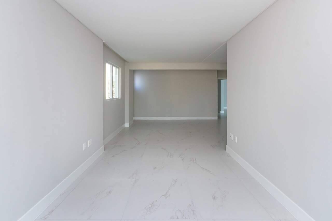 Foto do imóvel Apartamento no Garden Square com 3 suítes, varanda gourmet e 3 vagas – Meia Praia, Itapema